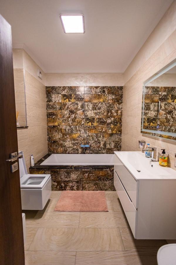 Arad Residence Екстериор снимка